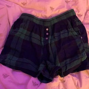Dark green Plaid shorts